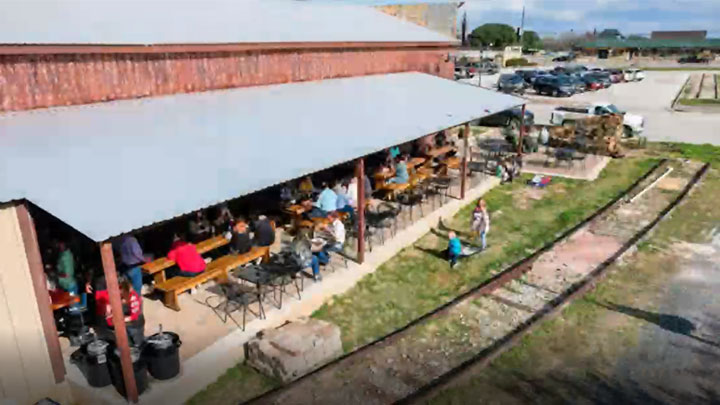The Brewhaus Outside Tables